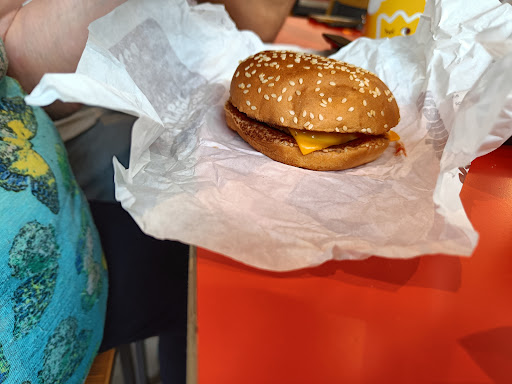 Photo 7 - Burger King