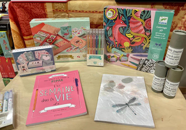 Opinii despre AU PETIT CHAPERON ROUGE în Bordeaux Maritime - Librairie