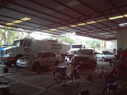 MECANICA E INGENIERIA AUTOMOTRIZ MECANIA