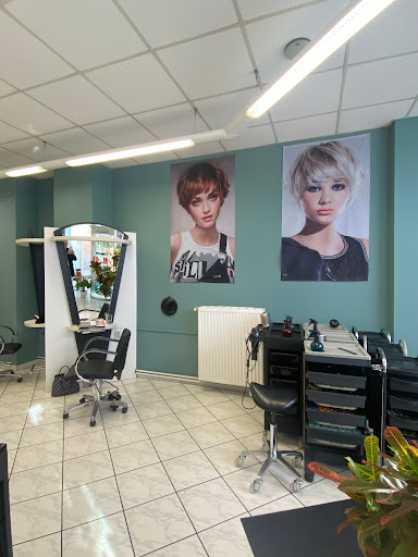 Schnittstelle 89 Friseur in Magdeburg