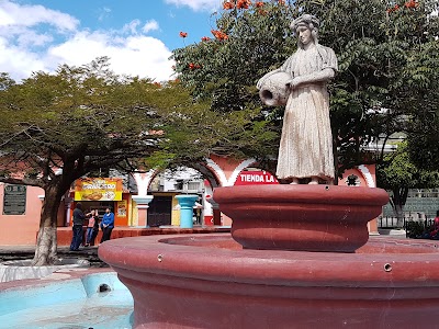 Photos of San Antonio Aguas Calientes Central Park