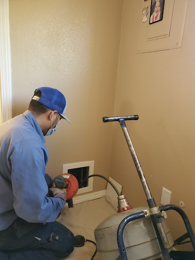 M & R Plumbing Service