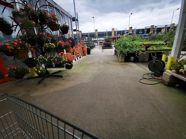Garden Centre with in B&Q - Swindon