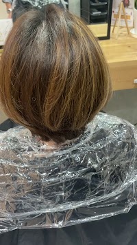 美容室 JEWEL 二俣川駅北口店