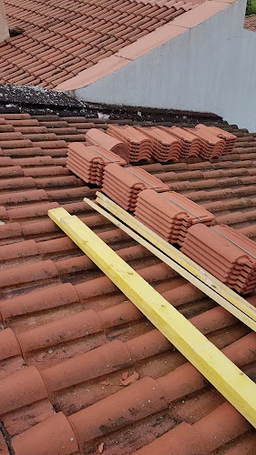 Opinii despre couvreur Toulouse - J NAVERI rénovation toiture în Tournefeuille - Entreprise de construction