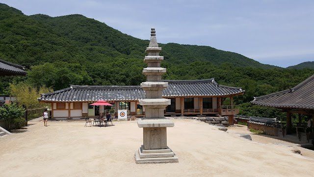 Yongin Daejanggeum Park