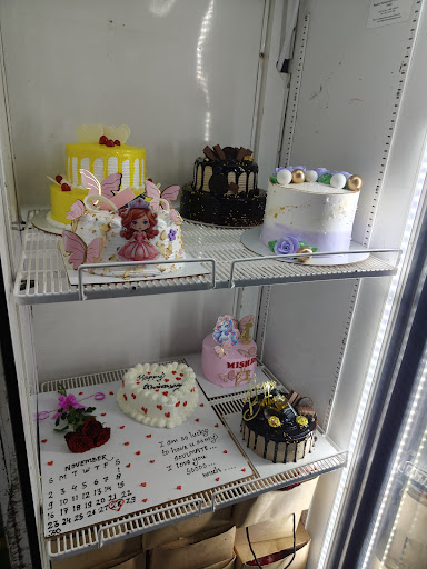 Get 20% off on all customized Cakes post image