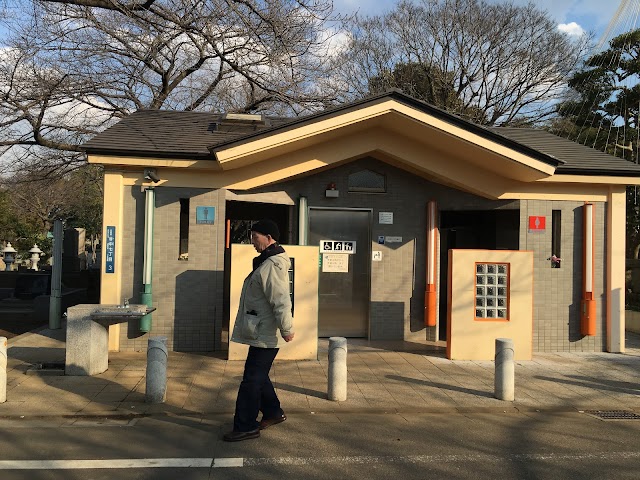 Yanaka Cemetery