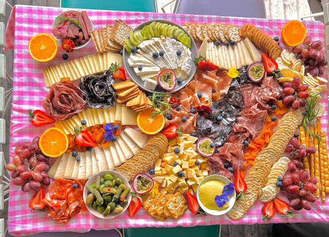 Madame Brussels by null