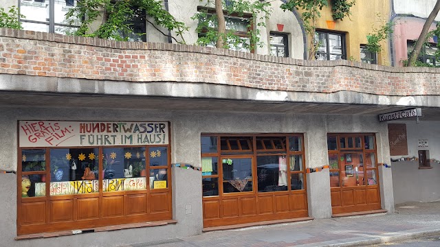 Hundertwasser House