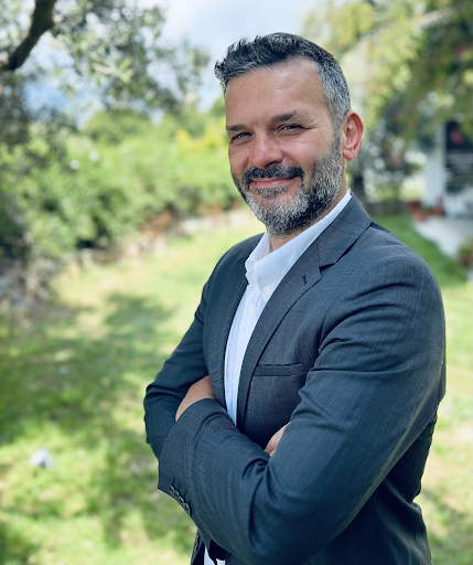 Murat Turetken