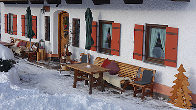 Photos of G&auml;stehaus beim Nuihausa