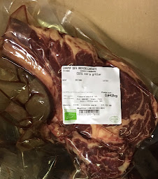 Photo n°12 de Le chant des Armoricaines à Saint-Connan (Marché alimentaire)