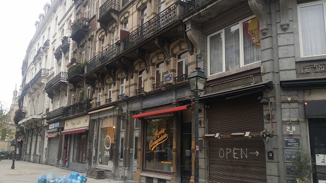 Parvis de Saint-Gilles