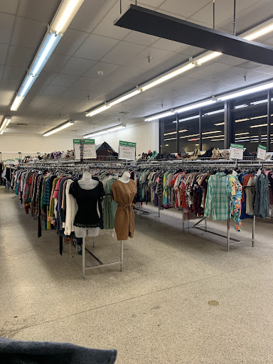 SuperThrift Pensacola- North 9th Avenue - Thumbnail