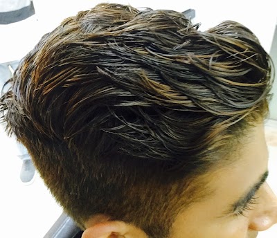 Photos of KUMA's Cutting Lounge