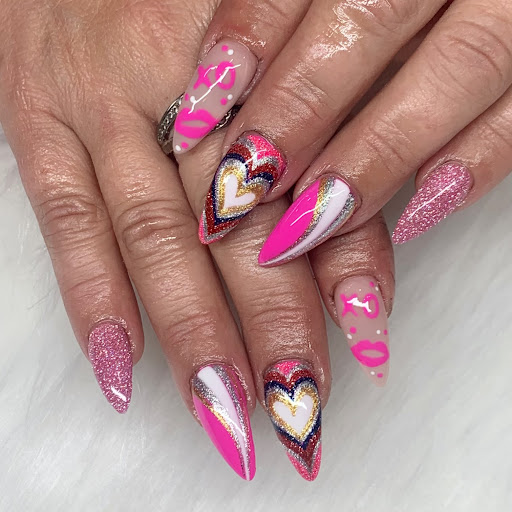 Evie Nails - Visual