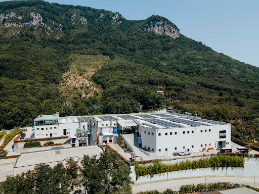 Sciuker Frames - Headquarter - Visual
