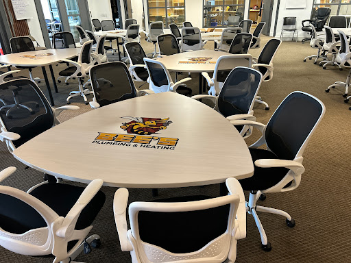 Ducky's Office Furniture - Thumbnail