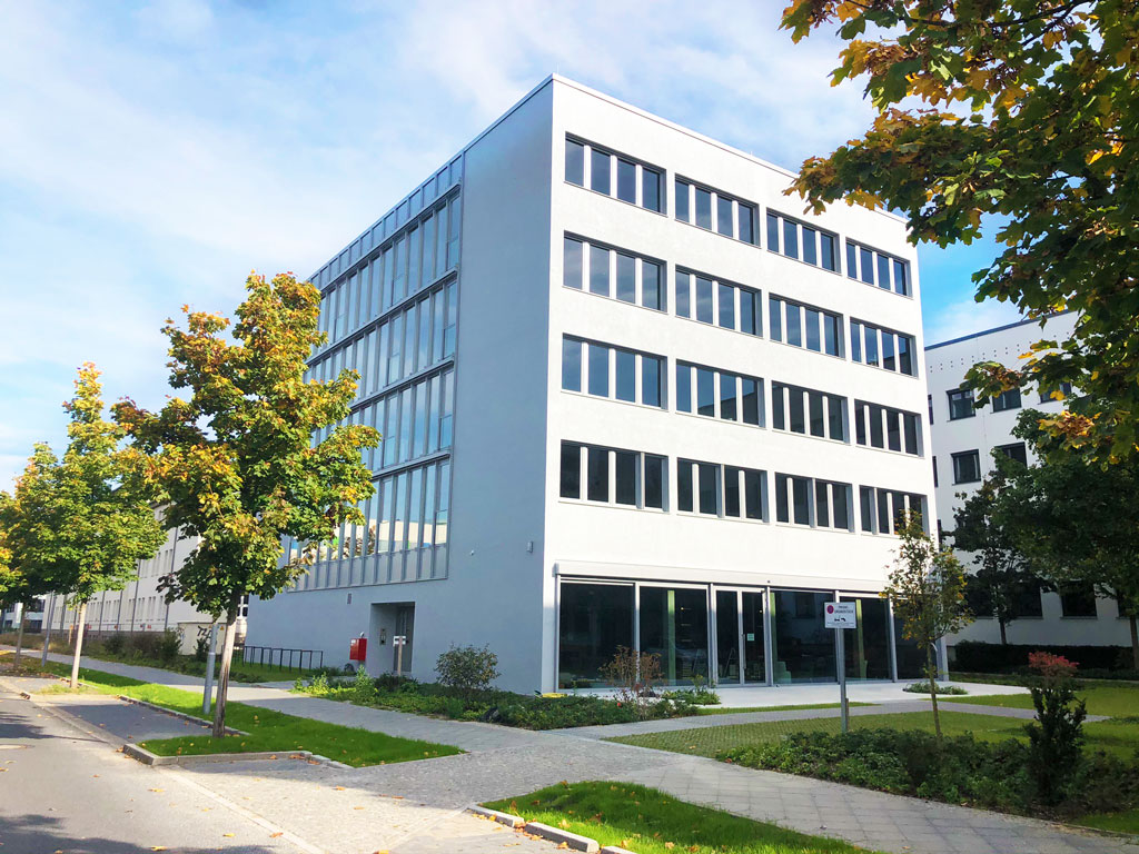 AVIVA Berlin - Gesundheitszentrum - Schwimmschulen Berlin