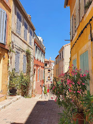 Photo n°5 de MMA Assurances MARSEILLE VIEUX PORT à Marseille (Agence d'assurance pour locataires)