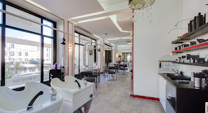 Photo n°13 de Anthony Bouillot by Coralie - COIFFURE BIEN ÊTRE - Vichy à Vichy (Salon de coiffure)