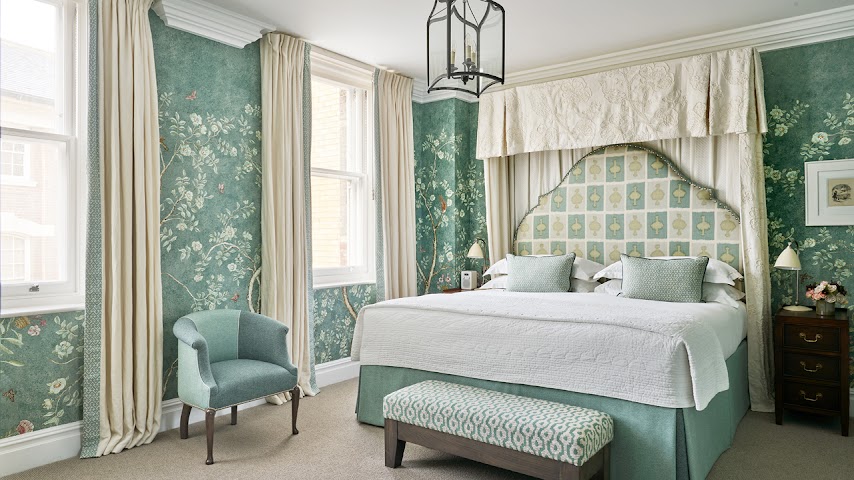 Charlotte Street Hotel by null