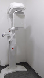 Photo n°4 de Dr Hayouma Ninael à Marseille (Dentiste)