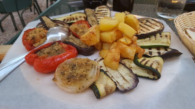 Tiresia Restaurant