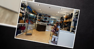 Photo n°2 de Maroquinerie l'Escarcelle à Manosque (Magasin de sacs et bagages)