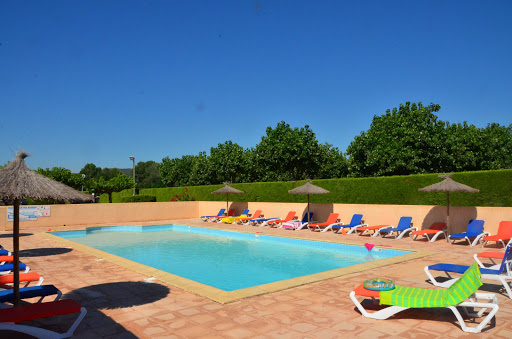 Photo de Camping Paradis Les Amarines à Goudargues (30630)