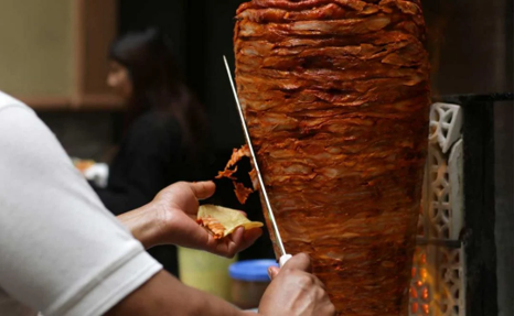 Los Mezquites Tacos al Pastor
