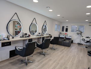 Photo n°1 de Fabienne Coiffure à Boisset-et-Gaujac (Salon de coiffure)