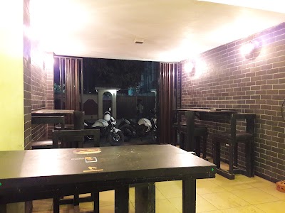Photos of Live Kitchen
