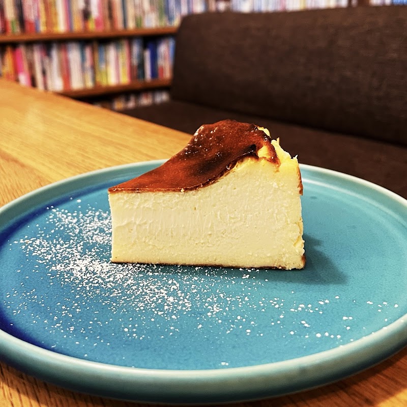 Travelbook&coffee HUB CAFE