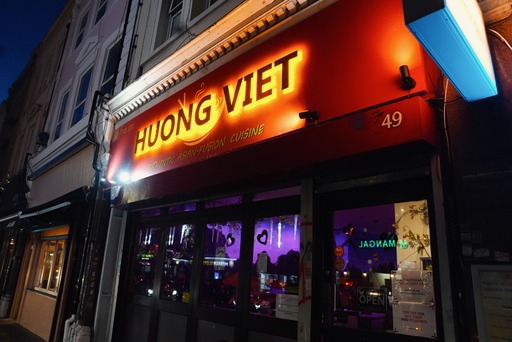 Huong Vi Viet — photo