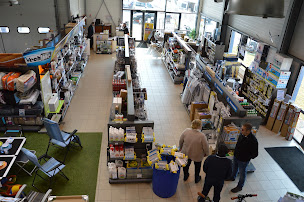 Photo n°2 de Bonjour Caravaning Le Faou 29 à Le Faou (Magasin d'accessoires automobiles)