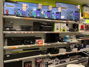 Photo n°4 de Cash Express Magasin d'occasions Multimédia, Image et Son, Téléphonie, Bijoux, Achat d'or à Saint-Omer (Magasin de jeux vidéo)