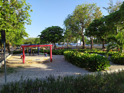 Parque Eugenio María de Hostos