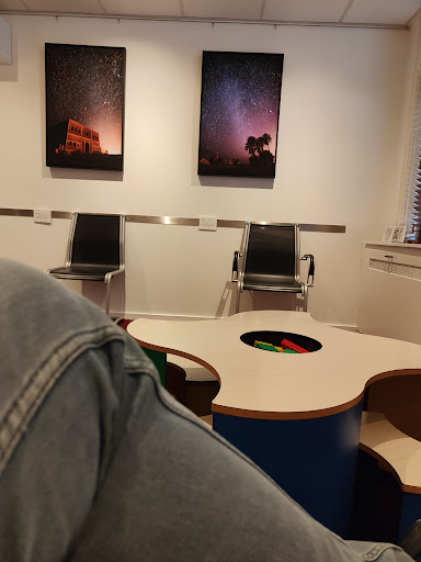 Amsterdamse Kliniek voor Cosmetische Tandheelkunde en Implantologie - Thumbnail