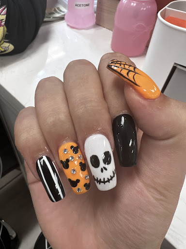 Sparkling Nails