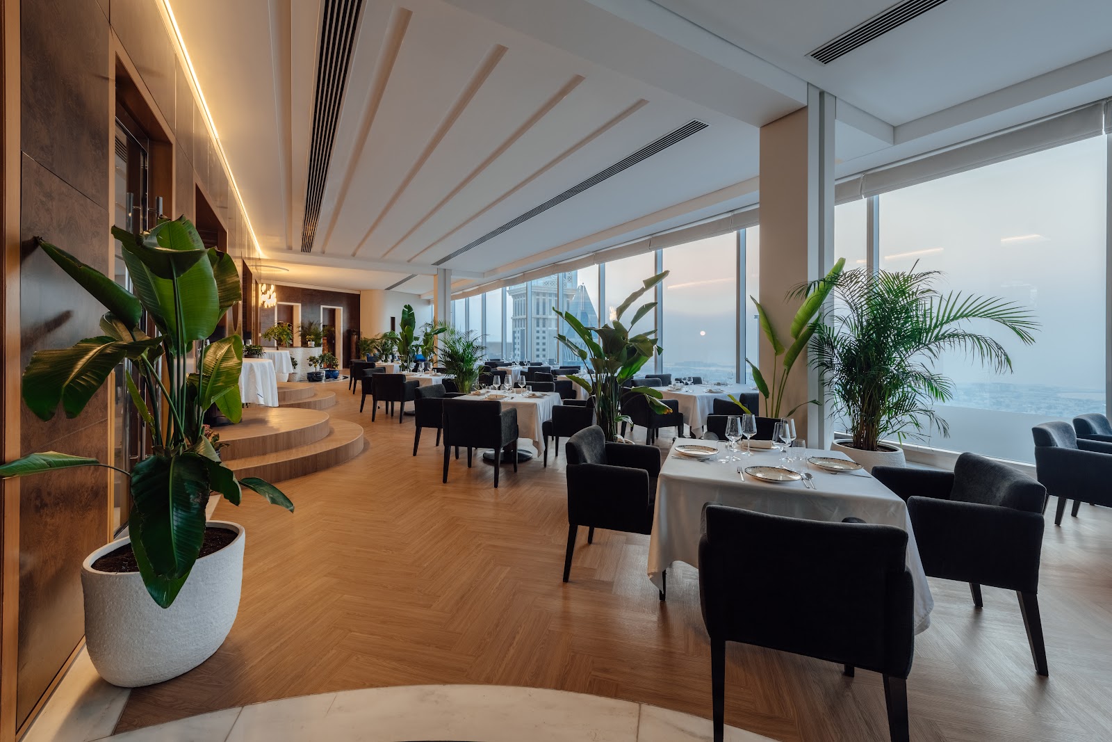 71 Steak and Grill - Nad Al Sheba Mall - Dubai - صورة 3