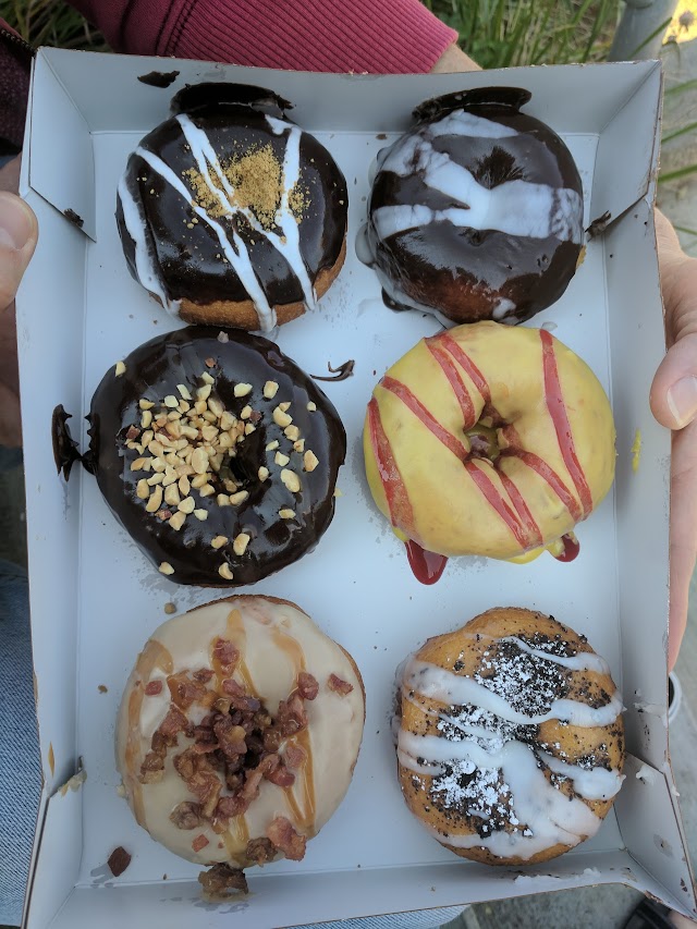 Duck Donuts