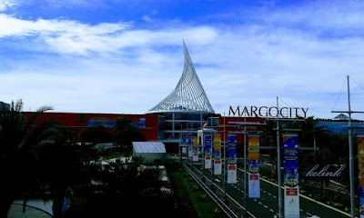 Photos of Margo Platinum XXI