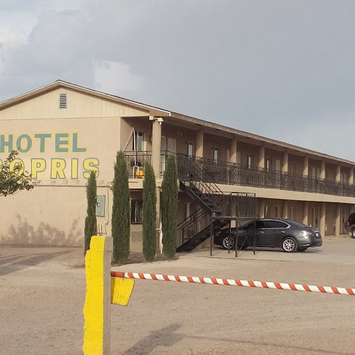 HOTEL SOPRIS