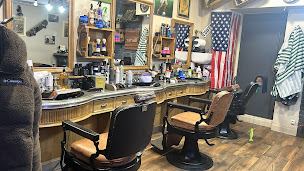 Photo n°6 de Salon Coiffure Barbier à Paris (Salon de coiffure)