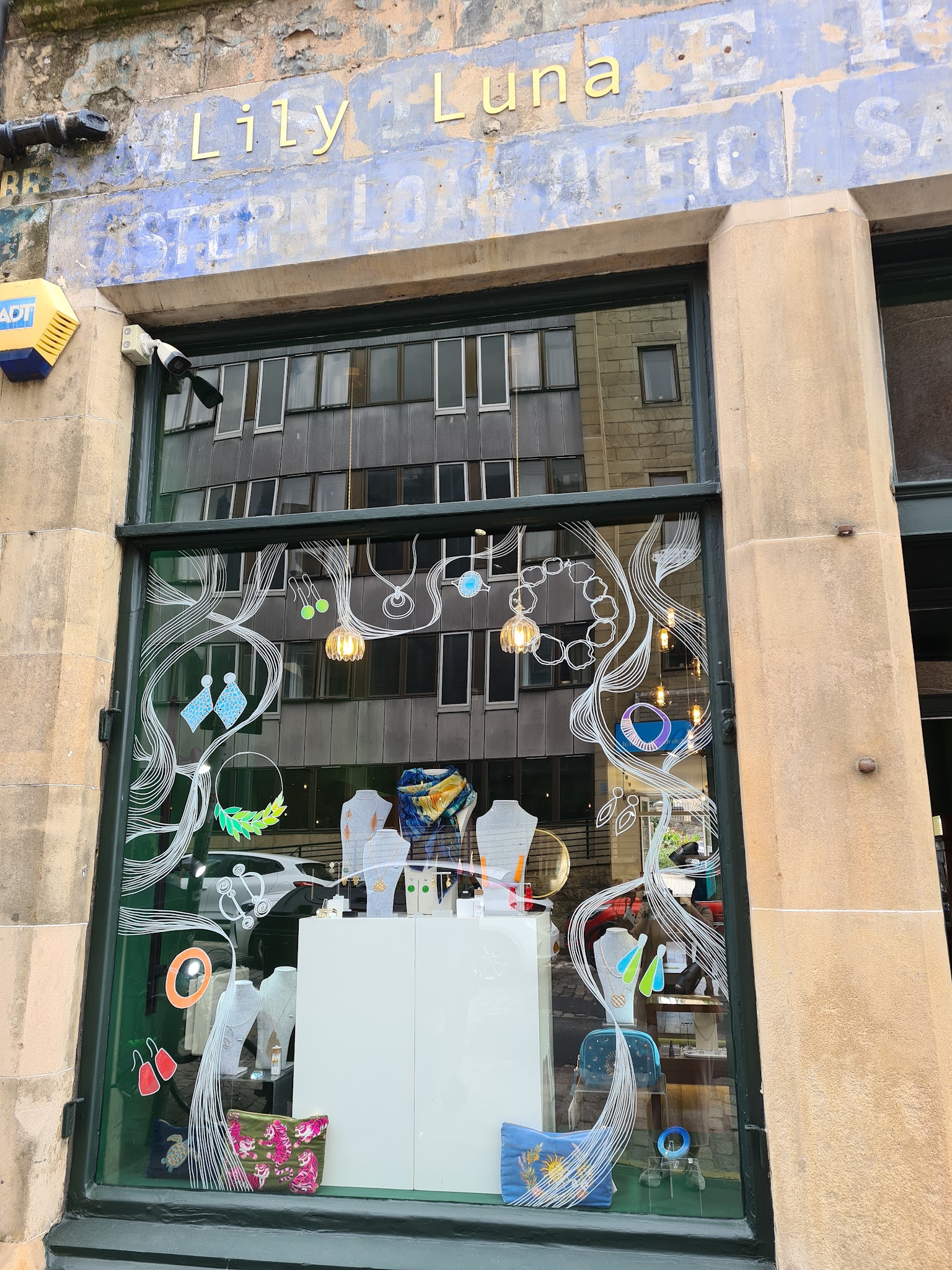 Lily Luna - Bridal Fashion - photo 1