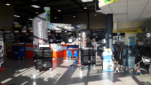 Photo n°13 de FOI 53 - Ferron Distribution à Laval (Atelier de réparation pour poids lourds)