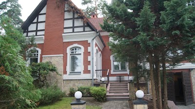 Photos of Double Red House
