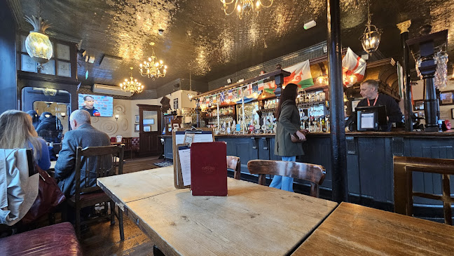 Comments and reviews of The York